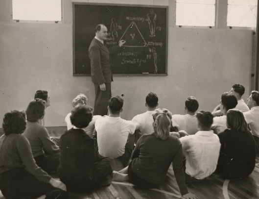 Professor Philip Smithells, affectionately known as PAS, teaching in the School of Physical Education, year unknown. Photograph courtesy of the Hocken Collections, P.A. Smithells papers, MS-1001/217, S14-562a.