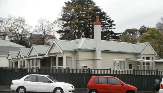 Joined houses at 107-109 Dundas Street, now part of Arana. Photographed by Ali Clarke, October 2014.