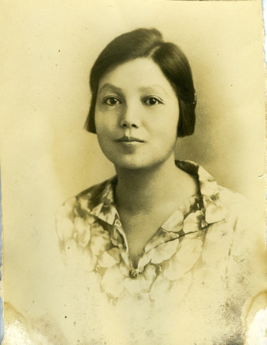 Dr Kathleen Pih photographed by J.J. Webster, Dunedin, c.1930. Image courtesy of Presbyterian Research Centre, P-A154.19-59.