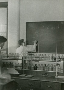 Arthur Campbell teaching in the first-year chemistry lab in the early 1950s. He was lecturing during the day and working on his own research at night. Image courtesy of Arthur Campbell.